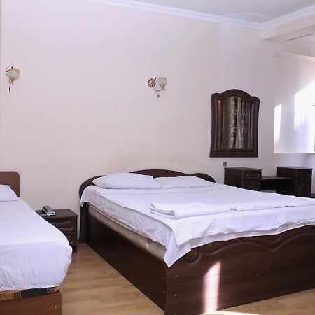 باتومي Hotel Hayat المظهر الخارجي الصورة