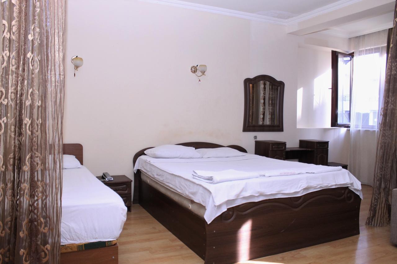 باتومي Hotel Hayat المظهر الخارجي الصورة
