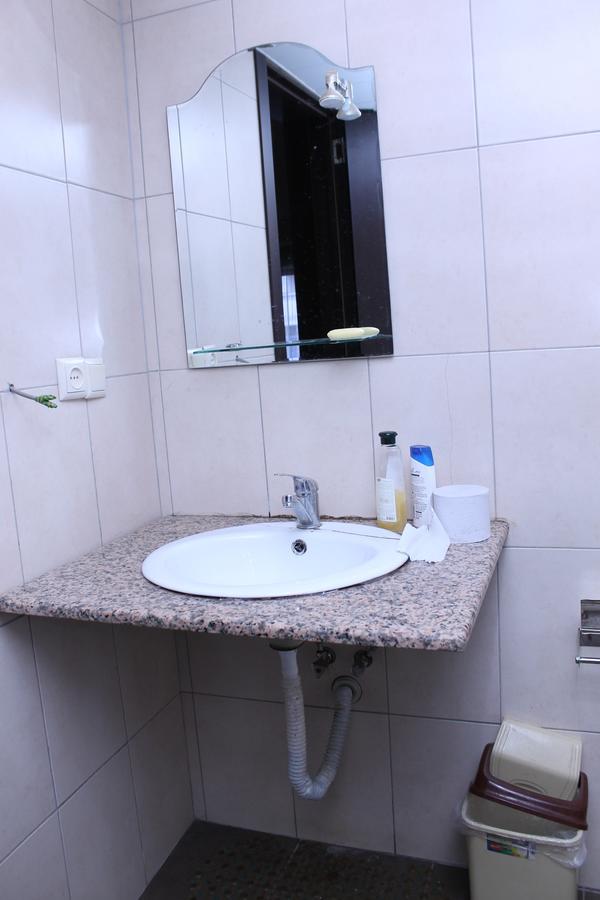 باتومي Hotel Hayat المظهر الخارجي الصورة